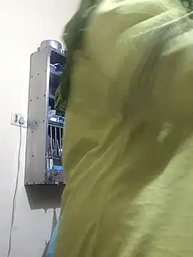 Snapshot of ARPITAGOYAL143 chatting on November 19, 5:51 am ARPITAGOYAL143 online show from November 19, 5:51 am