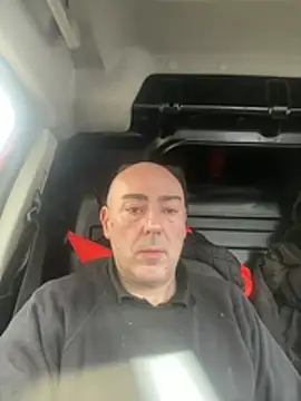 Snapshot of Richmcgee chatting on March 4, 8:31 am Richmcgee online show from March 4, 8:31 am