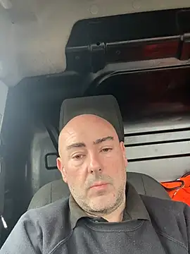 Snapshot of Richmcgee chatting on March 19, 8:29 am Richmcgee online show from March 19, 8:29 am