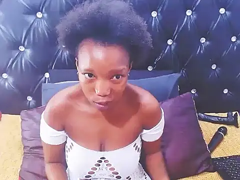 AppleAss02 online show from March 25, 4:57 pm