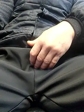 anggllaaa online show from December 15, 2:27 am