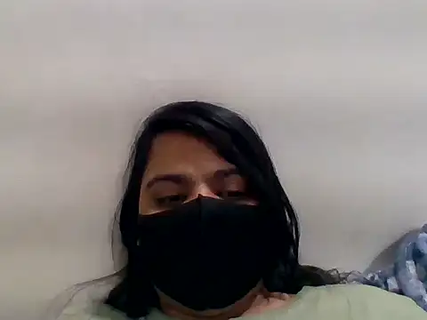 Snapshot of Vaani_Singha chatting on April 2, 5:32 pm Vaani Singha online show from April 2, 5:32 pm