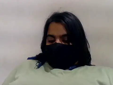 Snapshot of Vaani_Singha chatting on April 21, 1:42 am Vaani Singha online show from April 21, 1:42 am