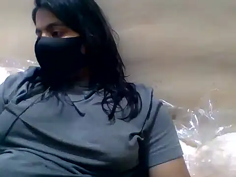 Snapshot of Vaani_Singha chatting on May 8, 11:48 am Vaani Singha online show from May 8, 11:48 am