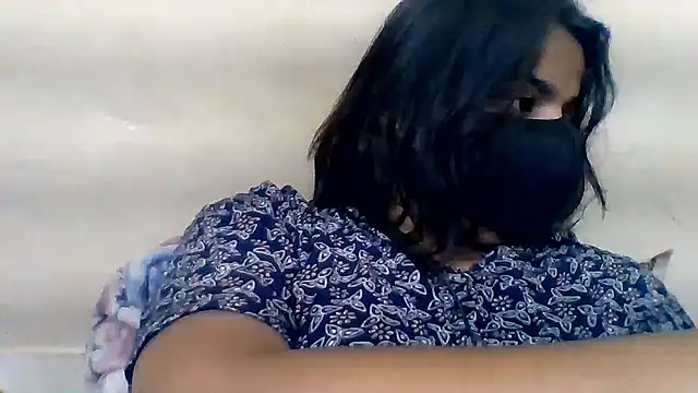 Snapshot of Vaani_Singha chatting on June 4, 2:45 pm Vaani Singha online show from June 4, 2:45 pm
