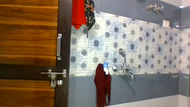 Snapshot of Vaani_Singha chatting on July 14, 1:28 pm Vaani Singha online show from July 14, 1:28 pm