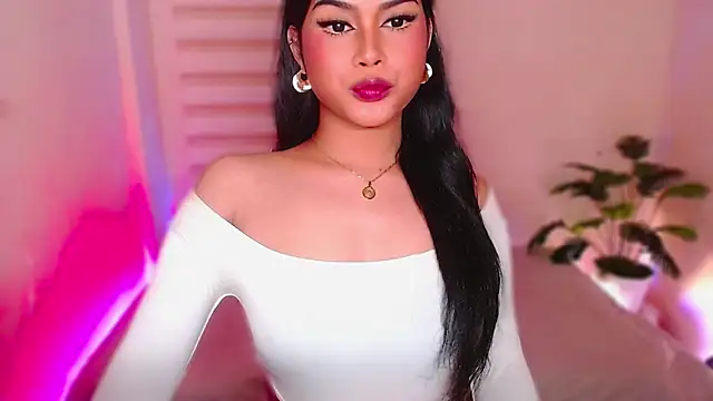 Snapshot of MissRumi_Hunter chatting on May 12, 4:59 pm MissRumi Hunter online show from May 12, 4:59 pm