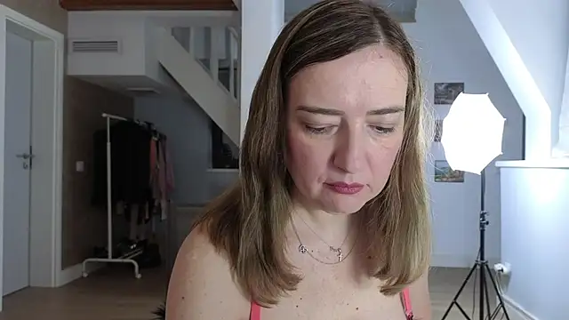 Snapshot of Blue_Angel_Sweet chatting on December 17, 4:18 am Blue Angel Sweet online show from December 17, 4:18 am