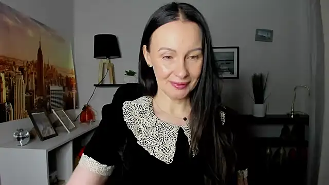 Velvet Jasmine online show from February 5, 6:29 am