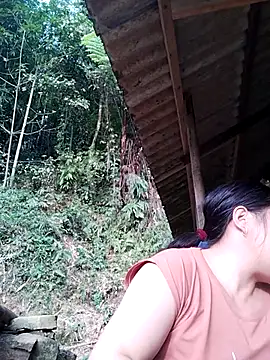 miss-su online show from February 28, 9:54 am