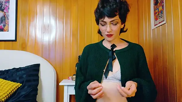 Zafiro Gem  online show from October 17, 7:05 pm