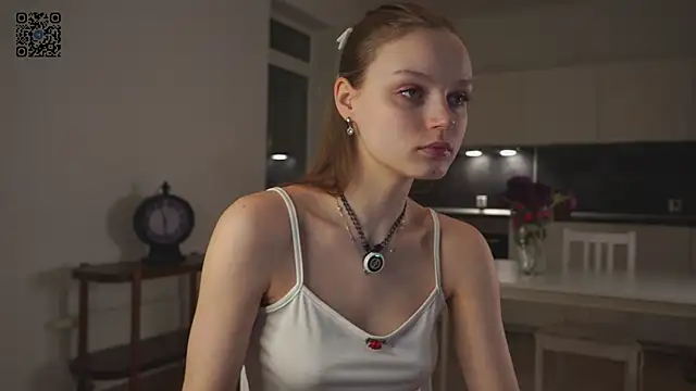 Snapshot of MandaReh chatting on September 21, 4:08 pm MandaReh online show from September 21, 4:08 pm