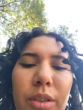 Snapshot of _IRENNE_ chatting on September 12, 9:26 pm IRENNE online show from September 12, 9:26 pm