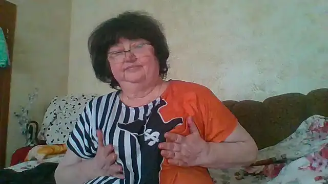 MilaSky5303 online show from December 17, 10:32 am