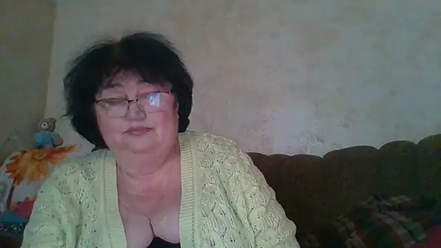 Snapshot of MilaSky5303 chatting on February 16, 12:45 pm MilaSky5303 online show from February 16, 12:45 pm