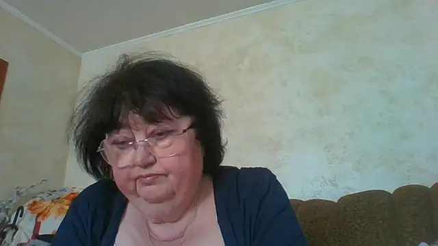 Snapshot of MilaSky5303 chatting on March 27, 12:38 pm MilaSky5303 online show from March 27, 12:38 pm