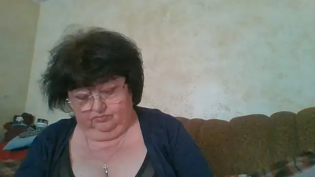 Snapshot of MilaSky5303 chatting on May 23, 9:46 am MilaSky5303 online show from May 23, 9:46 am