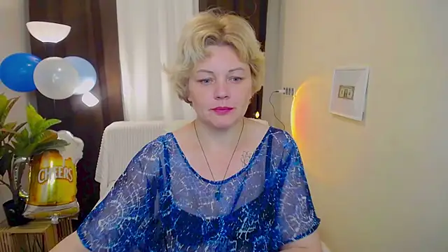 LadyElina online show from September 20, 11:55 am