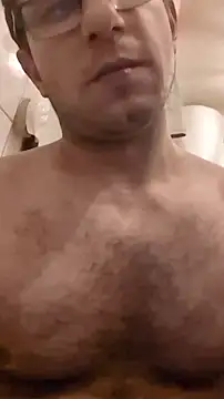 Snapshot of MC353535 chatting on March 8, 12:41 am MC353535 online show from March 8, 12:41 am