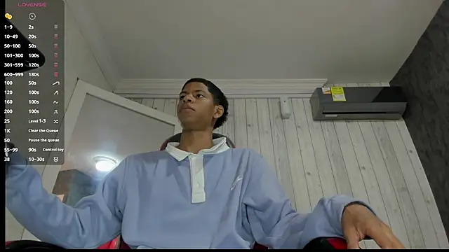 Erick wal online show from October 29, 7:59 pm