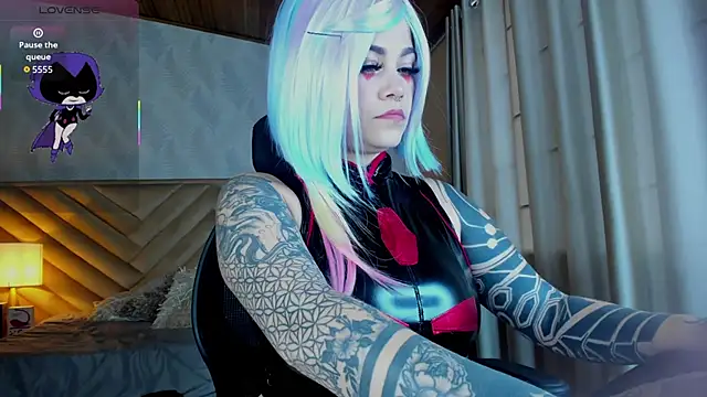  raven black online show from November 9, 2:04 pm