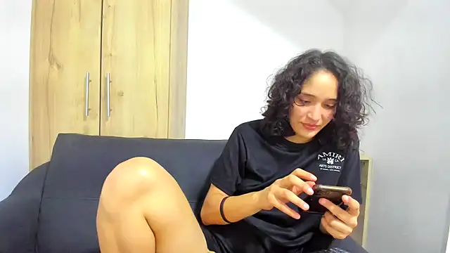 Snapshot of TeensNews18 chatting on September 12, 11:15 pm TeensNews18 online show from September 12, 11:15 pm