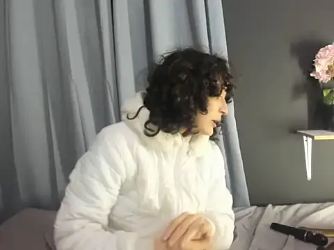 TeensNews18 online show from December 2, 11:23 pm