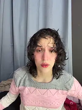 TeensNews18 online show from March 18, 11:08 pm