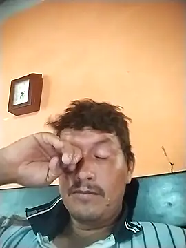 colombiano198720 online show from November 10, 12:04 pm