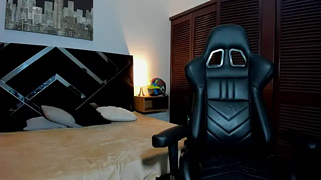 Adan Oriol online show from April 6, 12:50 pm