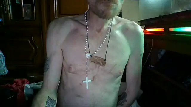 zipmantoof online show from September 13, 11:59 pm