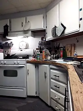 Bored Grandma online show from November 14, 7:18 am