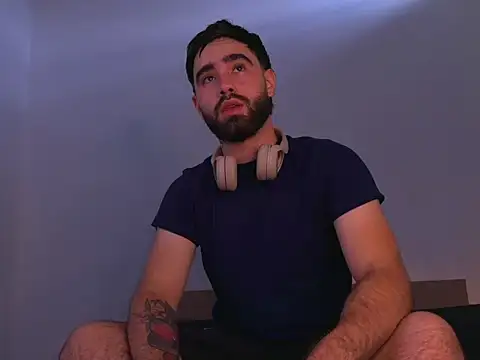 zack sullivan22 online show from October 3, 7:33 pm