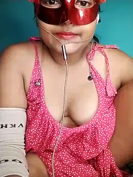 mimi87hoty online show from November 4, 7:35 pm