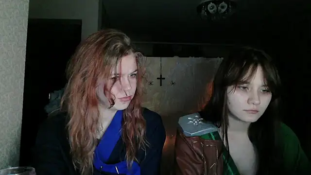 Poppy sun online show from October 31, 7:37 pm