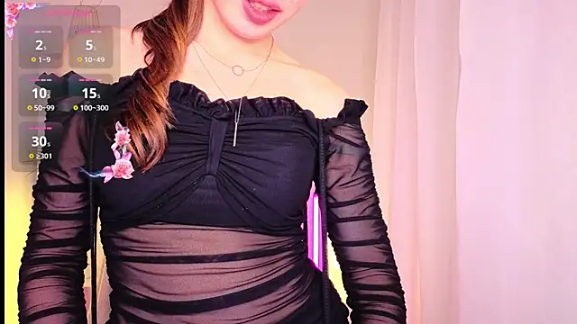 SeraphinaLux online show from September 19, 4:07 pm