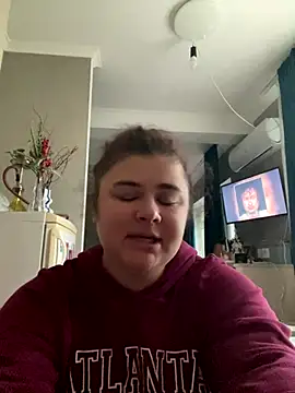 Snapshot of AliceCurlyX chatting on November 29, 10:18 am AliceCurlyX online show from November 29, 10:18 am