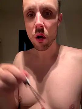 Snapshot of C8ETO4KA chatting on November 30, 9:19 pm C8ETO4KA online show from November 30, 9:19 pm