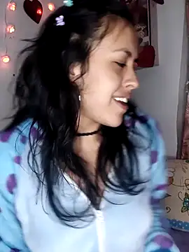 Snapshot of Queen_Ashly chatting on April 11, 2:38 am Queen Ashly online show from April 11, 2:38 am