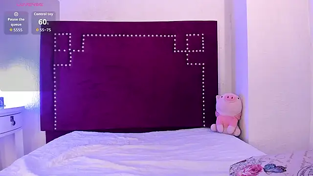 sweetabbey online show from February 3, 3:37 am