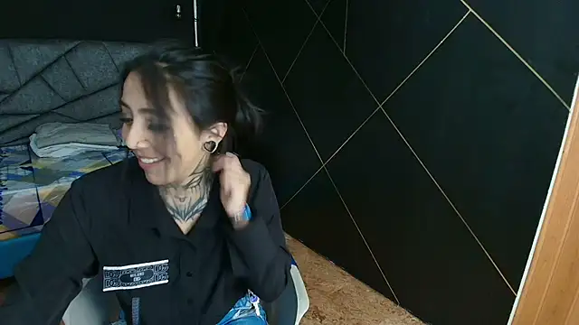 LiaMonroee  online show from November 5, 12:38 pm