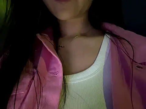 yuer2563 online show from October 7, 6:43 am