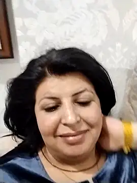 Snapshot of Jann_Riya333 chatting on February 14, 1:35 am Jann Riya333 online show from February 14, 1:35 am