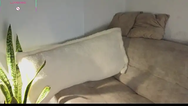 Snapshot of NicoleLeinn chatting on November 21, 11:14 pm NicoleLeinn online show from November 21, 11:14 pm