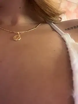 AngelBlushXXX online show from June 9, 9:26 pm