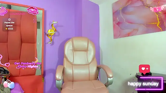 VICTORIAOBEY online show from November 17, 9:31 pm