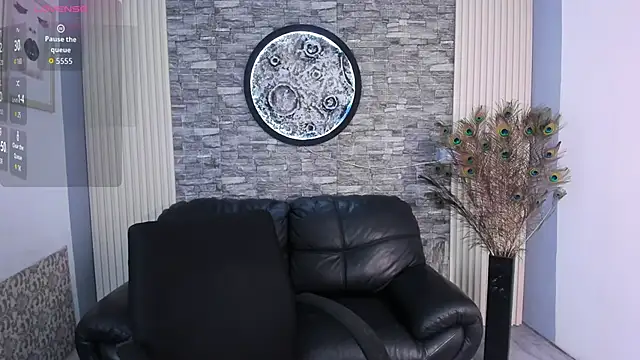 Snapshot of Alexander_gold chatting on October 31, 12:17 pm Alexander gold online show from October 31, 12:17 pm