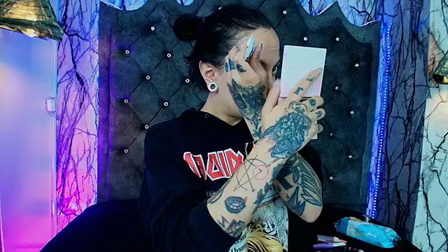 Snapshot of Zami_Escobar_of chatting on September 17, 6:42 pm Zami Escobar of online show from September 17, 6:42 pm