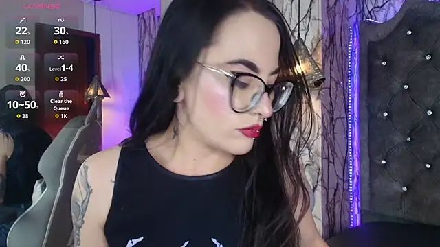 Snapshot of Zami_Escobar_of chatting on October 7, 6:38 pm Zami Escobar of online show from October 7, 6:38 pm