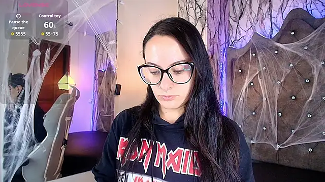 Snapshot of Zami_Escobar_of chatting on October 27, 5:17 pm Zami Escobar of online show from October 27, 5:17 pm